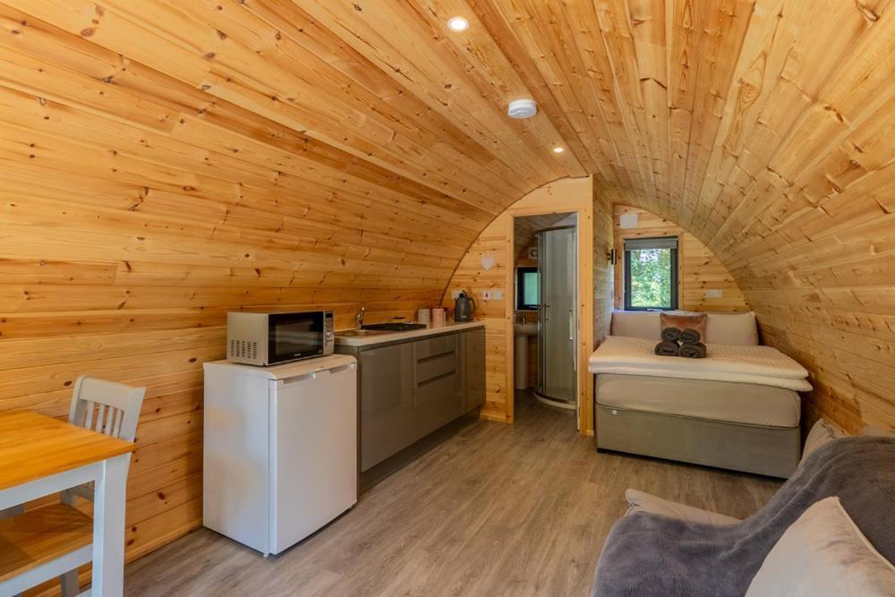 Mount Hillary Holiday Pods Cork Exteriér fotografie